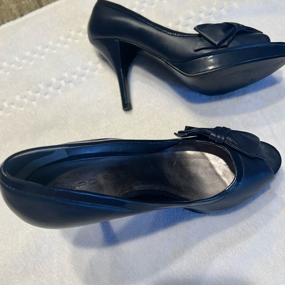 Navy  Peep-Toe Heels - comfortable  platform. sexy bow detailing. Worn x2 - Picture 1 of 3